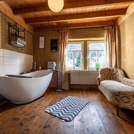 Historisches Ferienhaus "Zur Linde" Hausten Buitenkant foto
