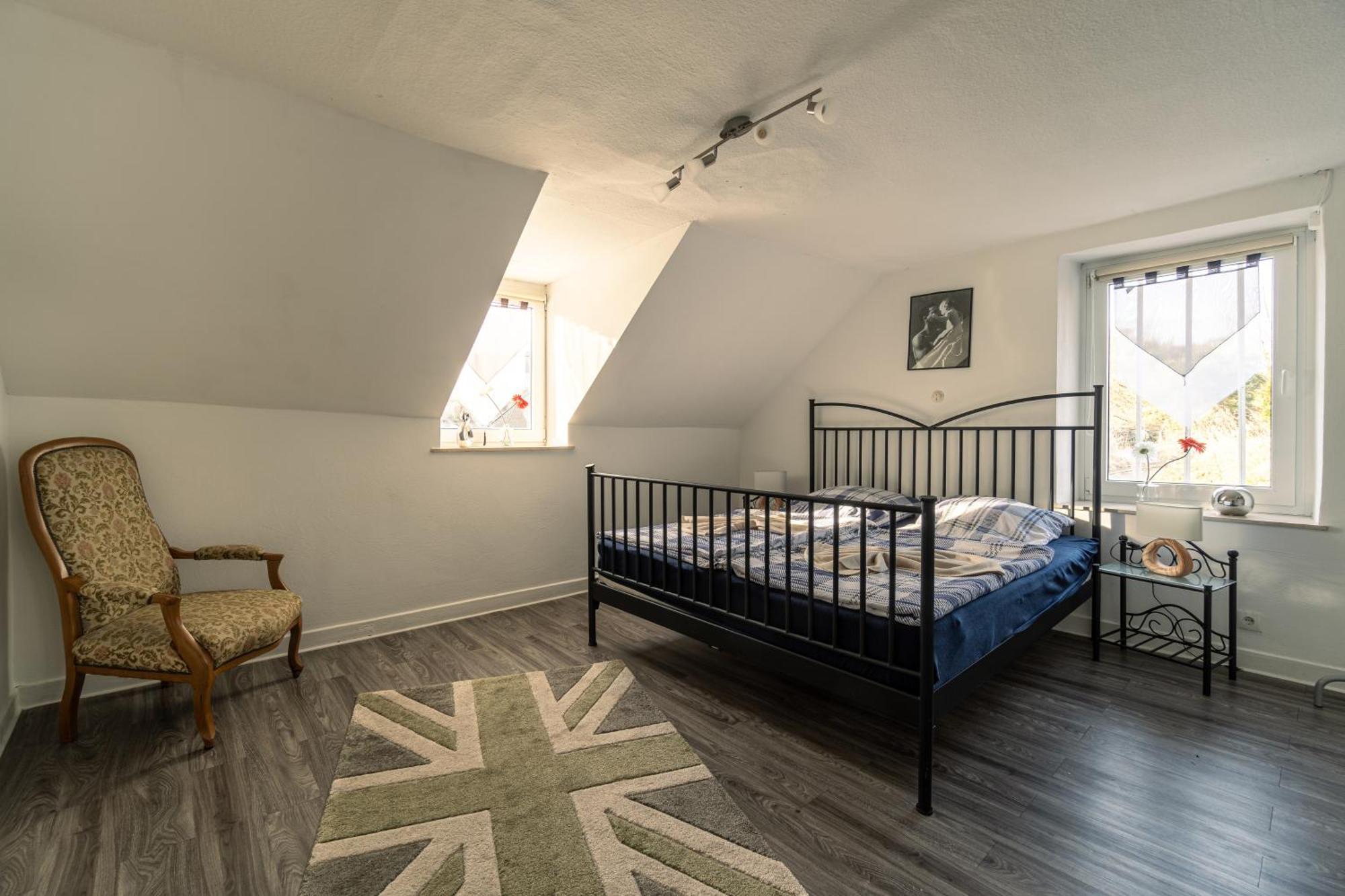 Historisches Ferienhaus "Zur Linde" Hausten Buitenkant foto